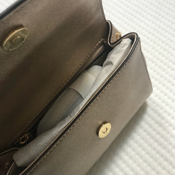 Michael Kors Crossbody - Picture 4 of 5